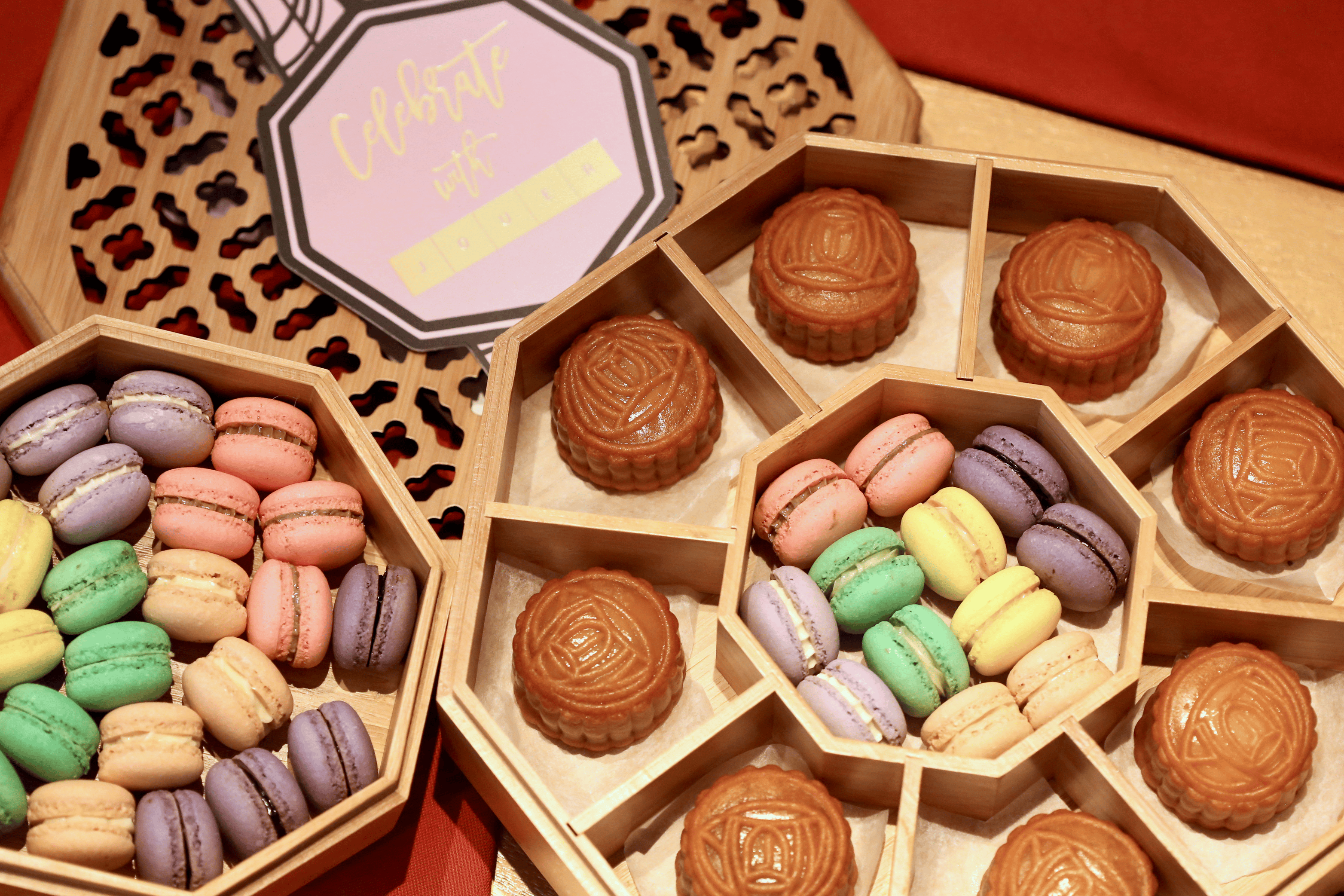 Jouer Mid-Autumn Mooncake + Macaron Gift Sets1